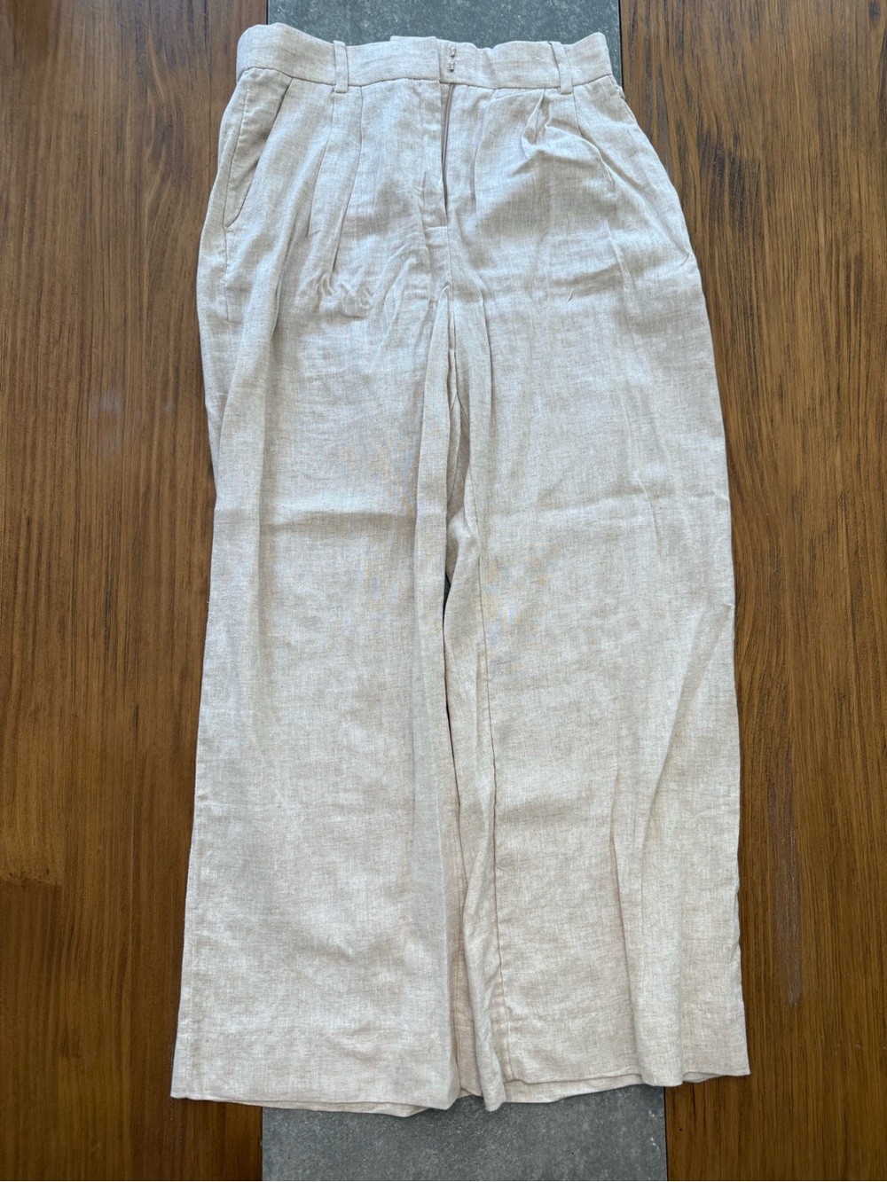 Abercrombie & Fitch Light Beige Linen-Blend Pleated Chinos